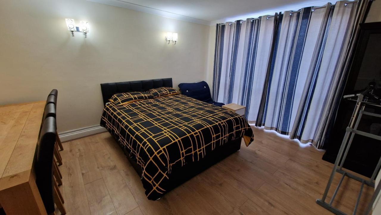 Snoozeden Chalvey, Slough Apartment Exterior foto